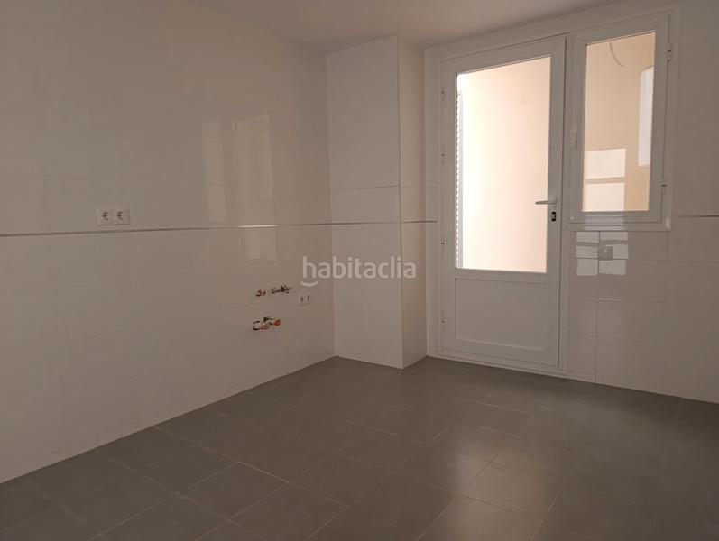 Foto 00d7233b-8b07-471d-89d6-9f6bb7cc4fc9. Piso  a estrenar – 3 dormitorios, 2 baños, garaje y piscina en Pozuelo de Calatrava