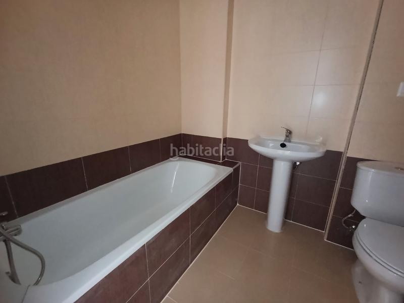 Foto 318a26c5-b8f2-4aeb-805b-46cf68756c75. Piso  a estrenar – 3 dormitorios, 2 baños, garaje y piscina en Pozuelo de Calatrava