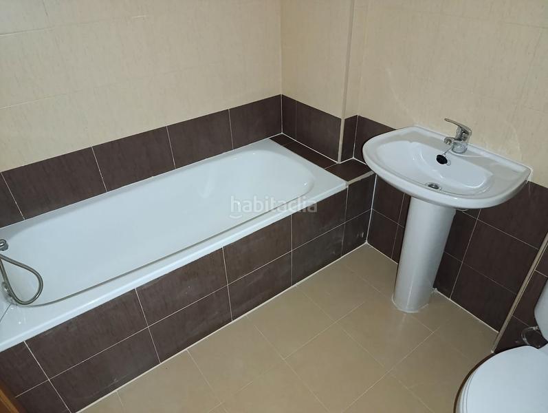 Foto 805f96da-a9fc-4319-b1cf-719eae80f93d. Piso  a estrenar – 3 dormitorios, 2 baños, garaje y piscina en Pozuelo de Calatrava