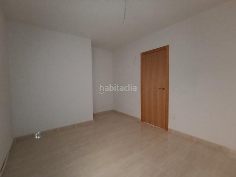 Foto acfdb2da-efda-46de-89c0-3c8c3ae66810. Piso  a estrenar – 3 dormitorios, 2 baños, garaje y piscina en Pozuelo de Calatrava