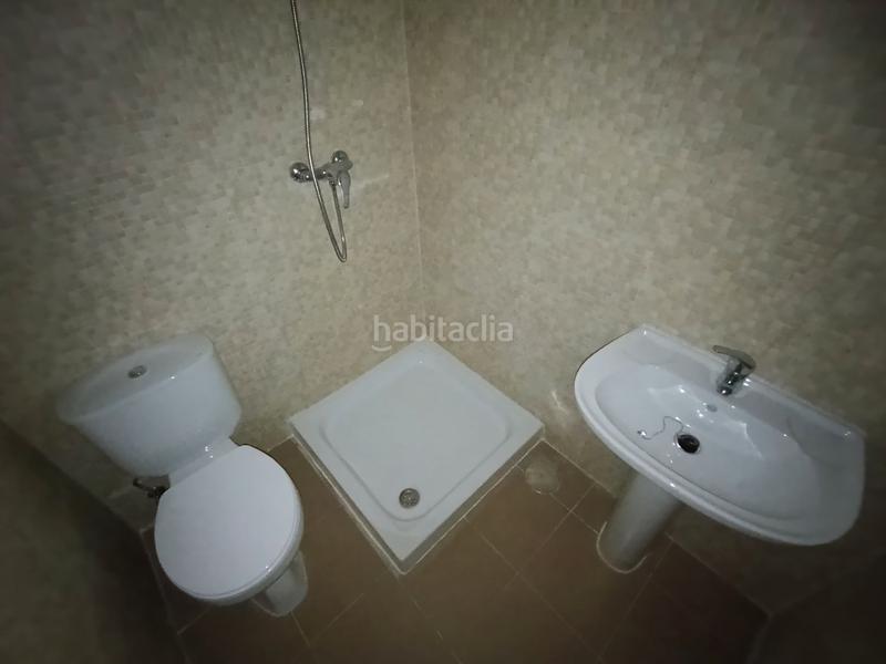 Foto d597a6dc-8000-4eca-9841-23b310f3ea61. Piso  a estrenar – 3 dormitorios, 2 baños, garaje y piscina en Pozuelo de Calatrava