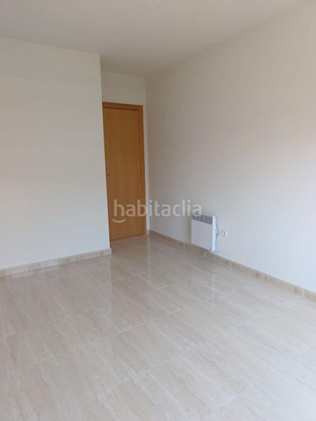 Foto f9528c2b-357a-4be5-b5c3-dec1b7a39749. Piso  a estrenar – 3 dormitorios, 2 baños, garaje y piscina en Pozuelo de Calatrava