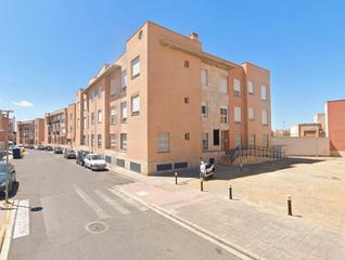 Pis  Calle antonia roldán. Inmueble alquilado y sin acceso al interior. las fotografías del