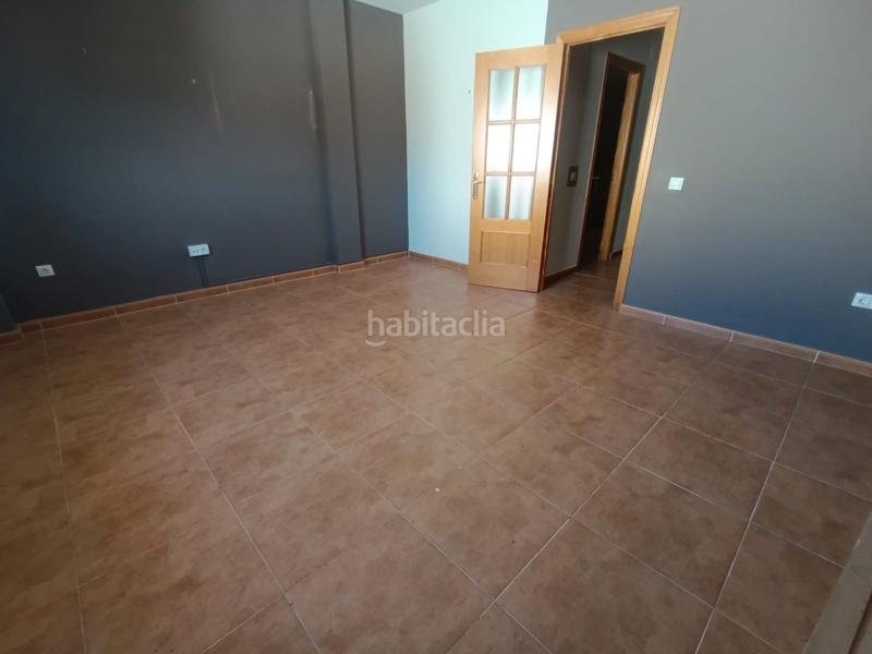 Foto 64ab136f-f982-472e-a97f-c866acb01aca. Maison jumelée avec parking dans Socuéllamos