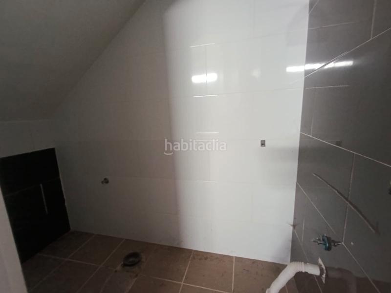 Foto e09b2819-5311-4053-959e-e639c99d562d. Maison jumelée avec parking dans Socuéllamos