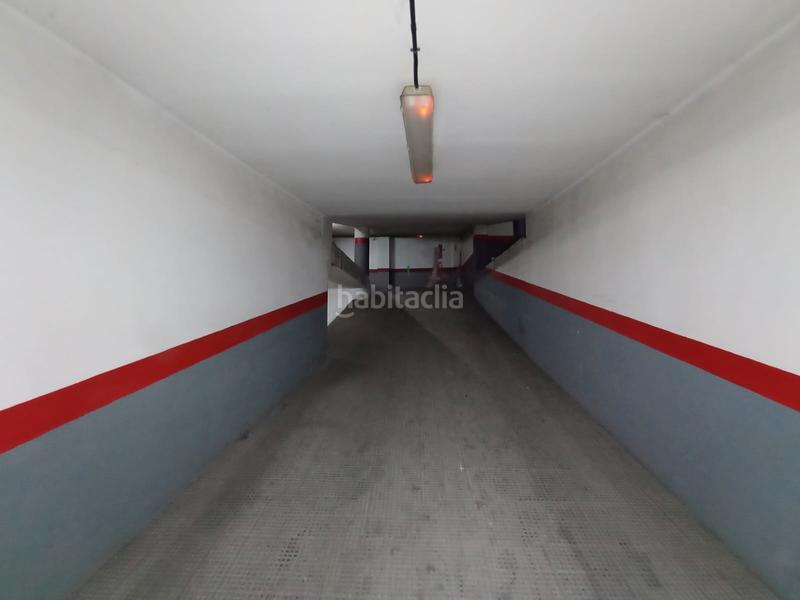 Foto fc619de5-d143-4752-a5f4-3012653a9fd9. Autoparkplatz in Tomelloso