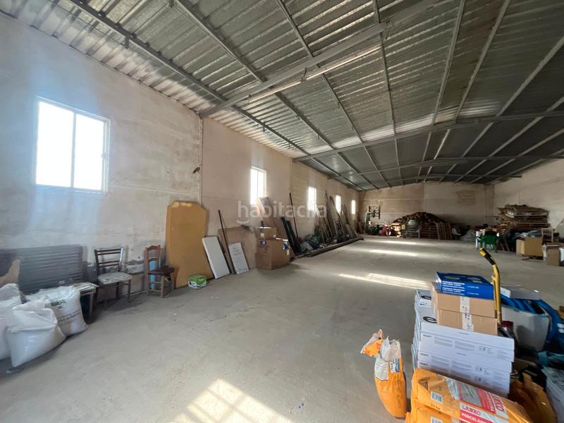 Foto 8f33a99b-3a2d-4ad3-842d-628c4522ab9e. Bâtiment à usage industriel dans Villarrobledo