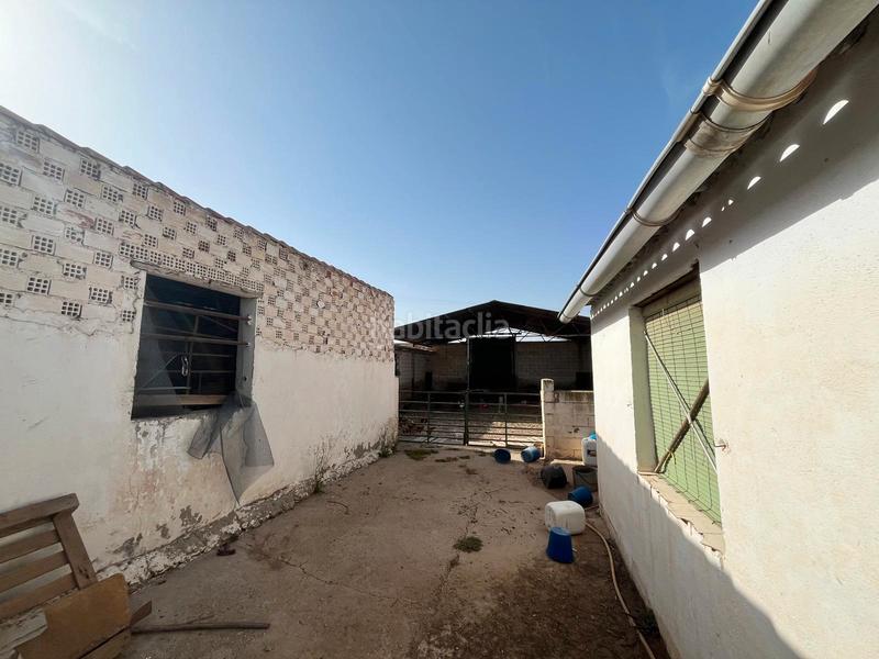 Foto d8a1c19d-8b79-4329-be44-dd6484066c30. Bâtiment à usage industriel dans Villarrobledo