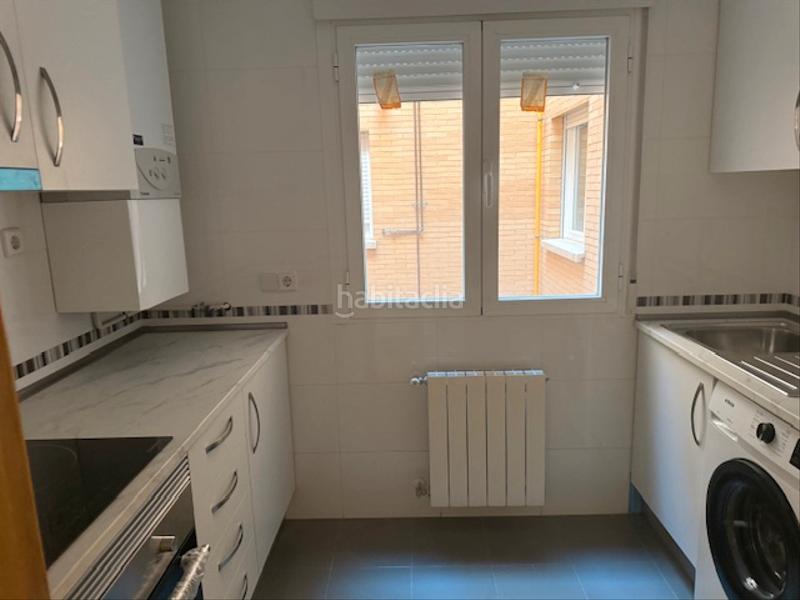 Foto 97cced7b-1ca0-43d9-b610-3c36a5a1b232. Alquiler piso en calle cañas 25 en Centro Puertollano