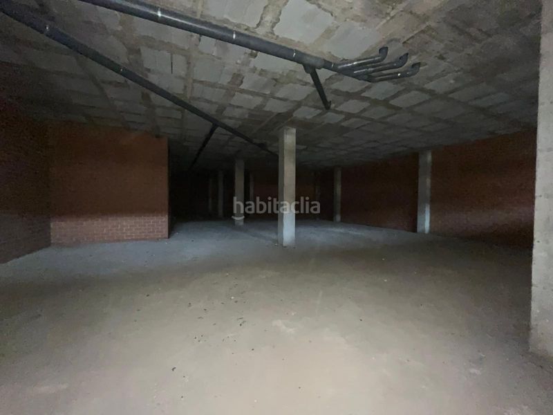 Foto 98f12ea5-ba2b-4742-9323-c1d46af882ff. Local comercial en calle juan pablo ii 4 amplio local comercial en pleno centro en Tomelloso