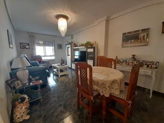 Appartement  Calle aprisco. Pisazo de renta libre 4 dormitorios 2 baños
