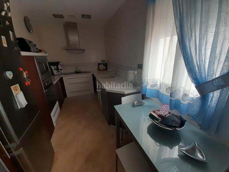 Foto a2cf298c-ce15-4af6-b75b-c085d1b57b37. Flat with heating in Centro Puertollano