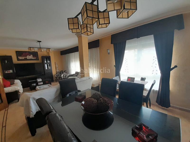 Foto e0310df5-2f33-4696-bd9a-91b1721386f0. Flat with heating in Centro Puertollano