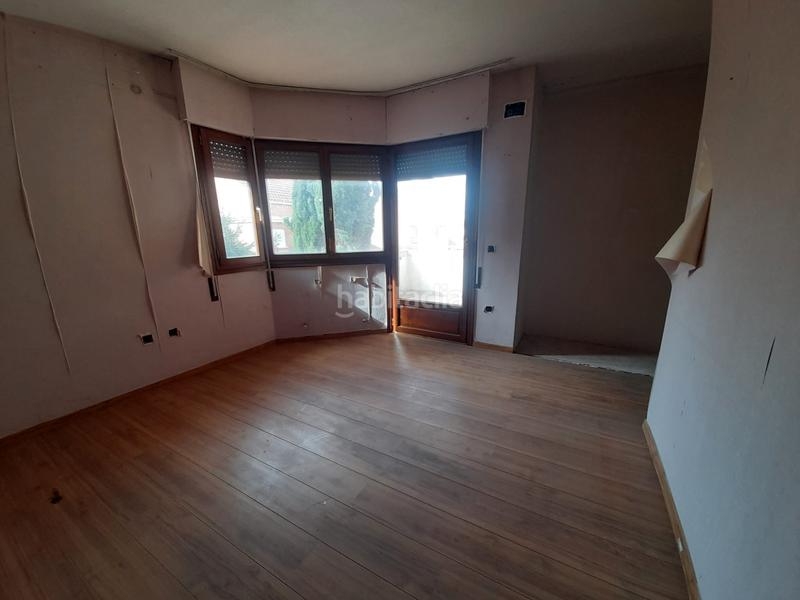 Foto 105858cc-e3e5-4945-8159-68a666b6242a. Casa a schiera con riscaldamento parcheggio in PAU 2-600 Puertollano