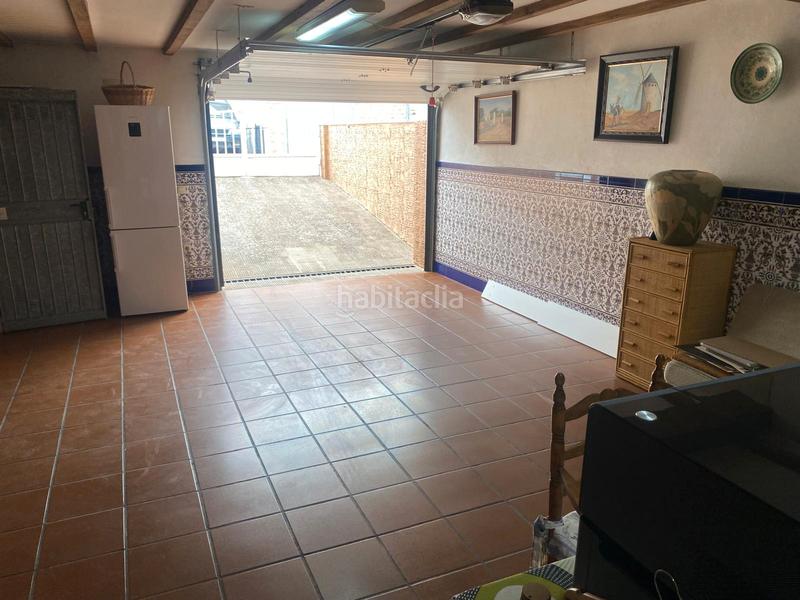 Foto 109eacef-4651-4a68-a4ce-893fb79d423b. Casa amb calefacció aparcament a Poblete