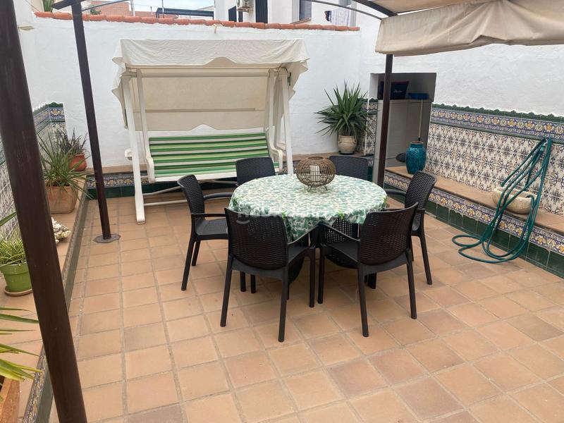 Foto 7559a39a-d199-461c-ba1e-18b92eec5da9. Casa amb calefacció aparcament a Poblete