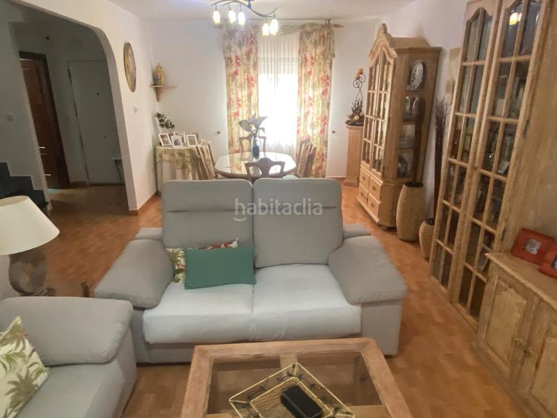 Foto b098cd92-2f46-41db-bef1-c70517cfeeec. Casa amb calefacció aparcament a Poblete