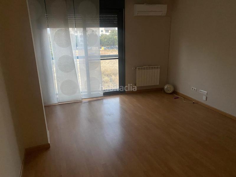 Foto 378ceaf2-5175-486b-893d-8d944278b976. Pis amb calefacció aparcament a Larache Ciudad Real