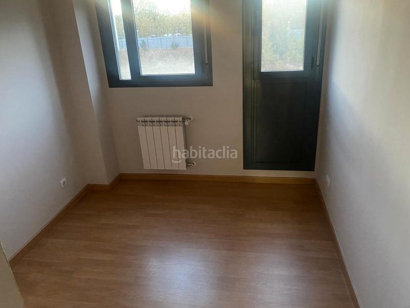 Foto f93144f2-3a52-4c62-8c7d-3d6e9b2148b5. Pis amb calefacció aparcament a Larache Ciudad Real