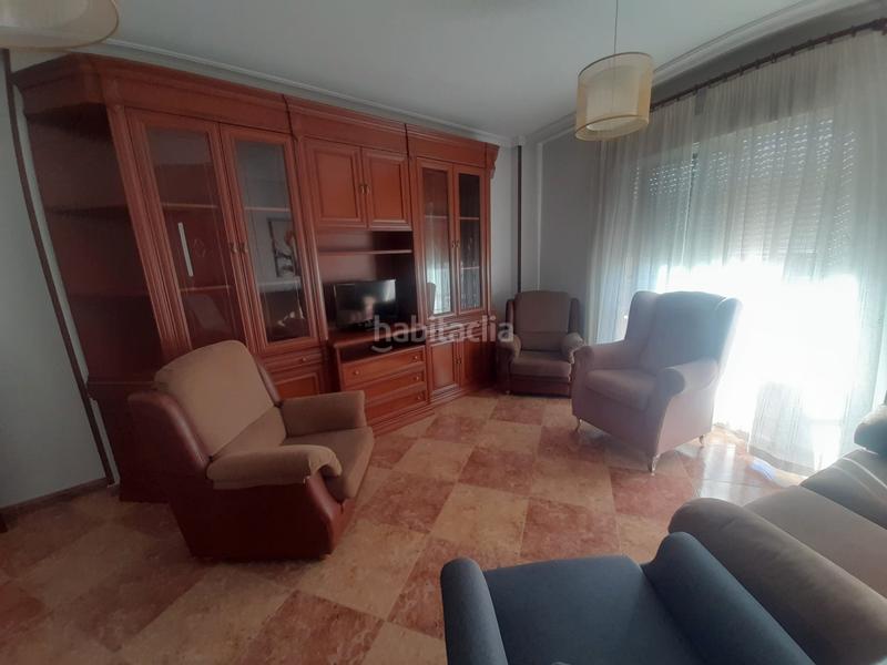 Foto f25ca548-ab12-41fb-8ded-4686a1ab9db6. Etagenwohnung mit heizung parking in Centro Puertollano