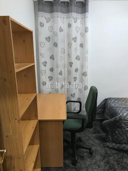 Foto 24ed5d2d-93aa-4e59-9693-3ca12a9738a8. Alquiler piso en calle vía crucis 15 en Centro Puertollano