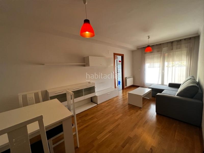 Foto 76873c97-a232-41a8-a1ee-27aa7df5934b. Rent flat in calle alfonso x el sabio 3 in Centro Puertollano