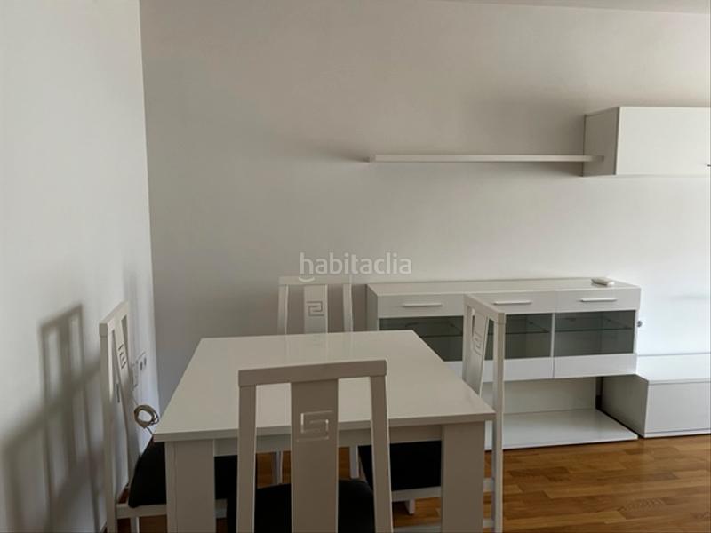 Foto fe16d623-e65d-4ff8-bb45-9050ec80025d. Rent flat in calle alfonso x el sabio 3 in Centro Puertollano