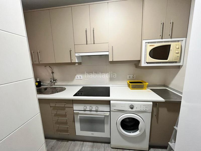 Foto 111b03f8-79d3-4ca1-b0cd-389fd330d183. Miete etagenwohnung in avenida primero de mayo 1 in Puertollano