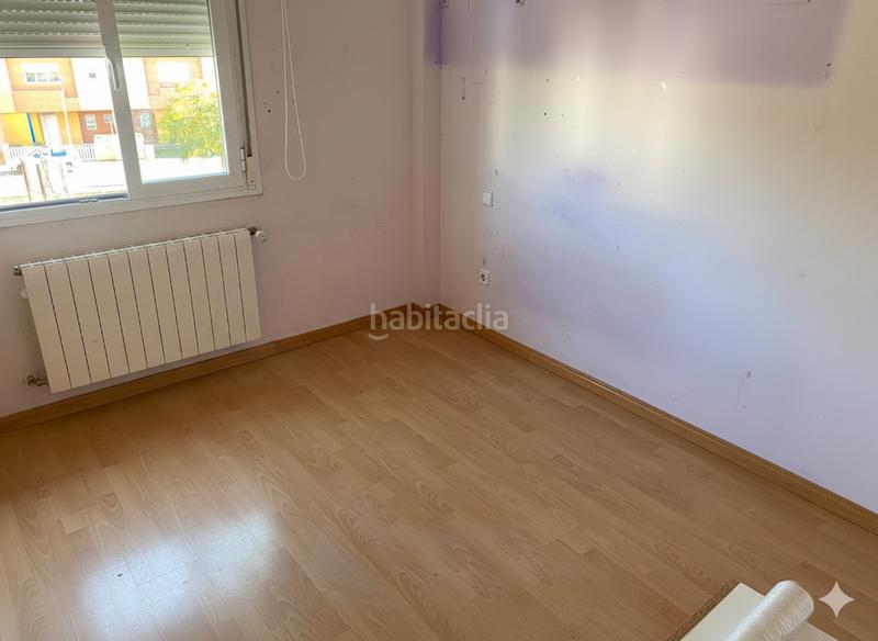 Foto 73c78a4c-fc40-4319-b285-784900d0de87. Xalet amb calefacció aparcament a Poblete