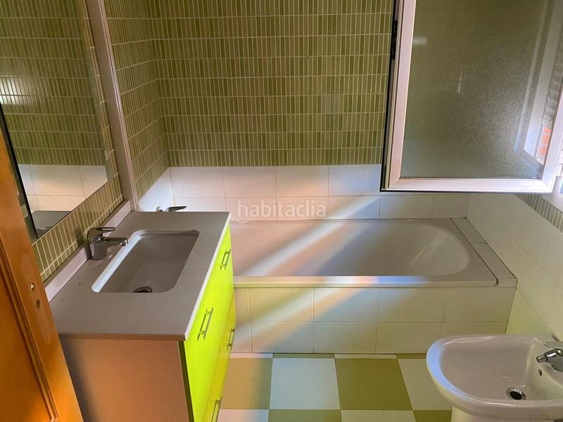 Foto a7e608d7-a8f5-406d-9cf3-afc10616c3de. Xalet amb calefacció aparcament a Poblete