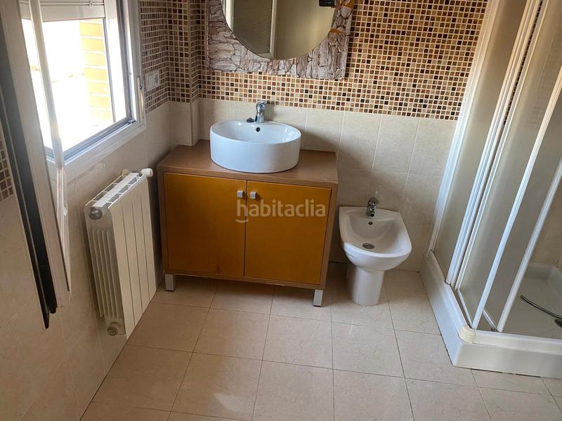 Foto fc32a161-9c64-4f2c-a8a9-d1963741c699. Xalet amb calefacció aparcament a Poblete