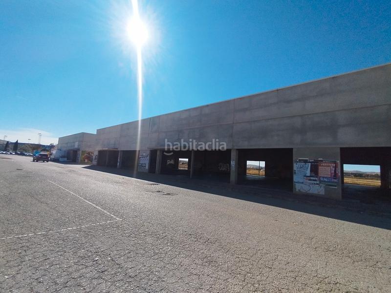 Foto a38e0b15-b0ef-4493-9e53-05d6c23c395a. Fabrikhalle in Valdepeñas