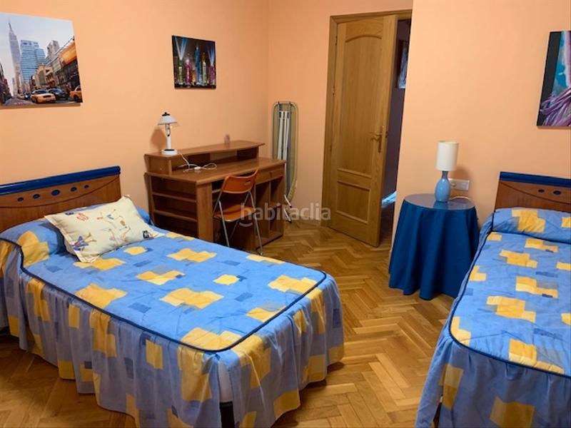 Foto baaf22b8-df5c-4930-8552-6a4c43401385. Rent flat in calle calzada 10 in Centro Puertollano