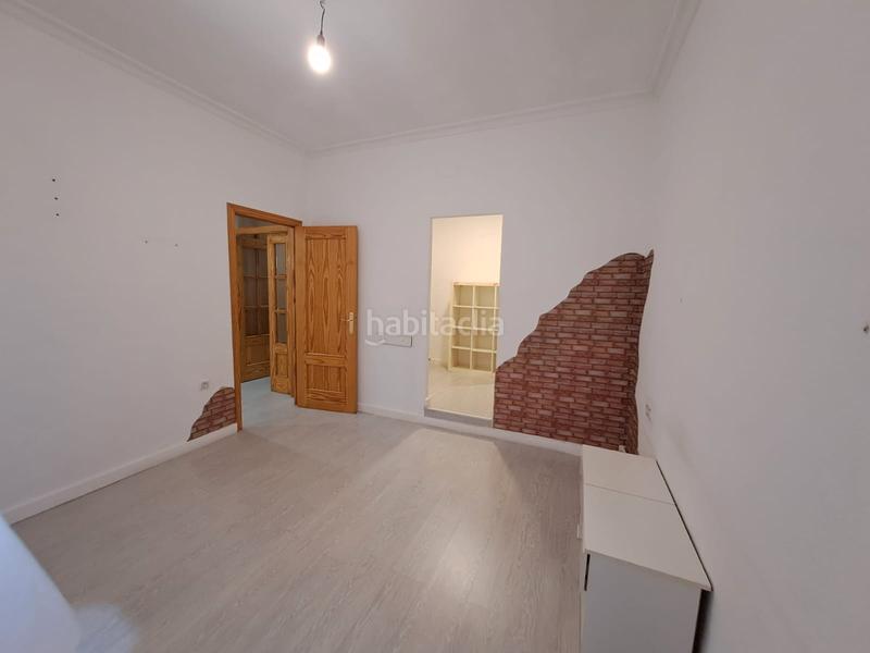 Foto cc4137bb-0cd2-478e-a5bf-f0ca2ed88501. Casa amb calefacció aparcament a Centro Puertollano