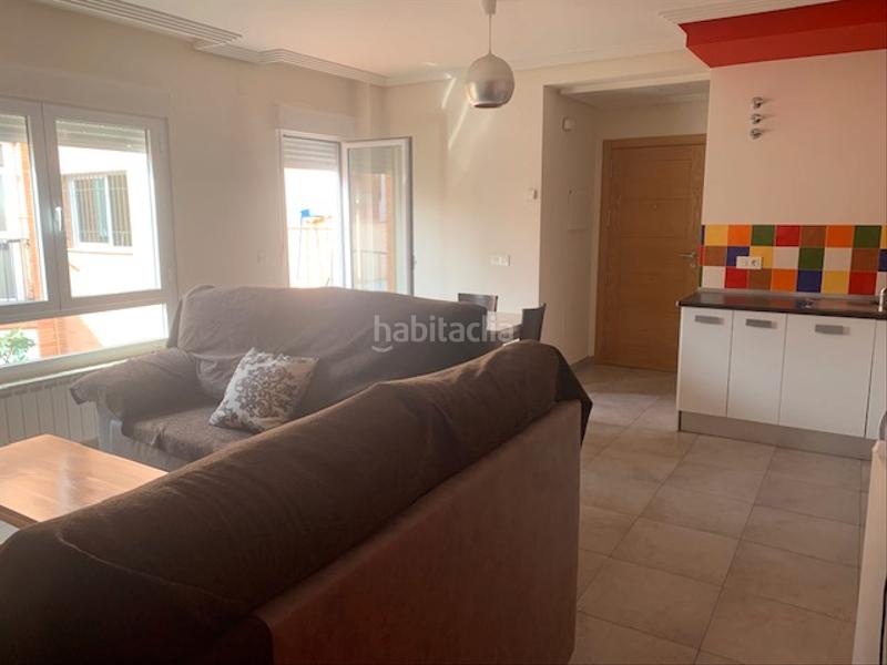 Foto f81bc0bf-122d-4f42-a9d1-929bd990e0b0. Lloguer apartament a calle numancia 34 a Centro Puertollano