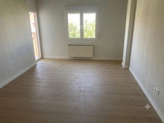 Piso  Calle olivo. Magnifico piso de 4 dormitorios totalmente reformado en el  cent