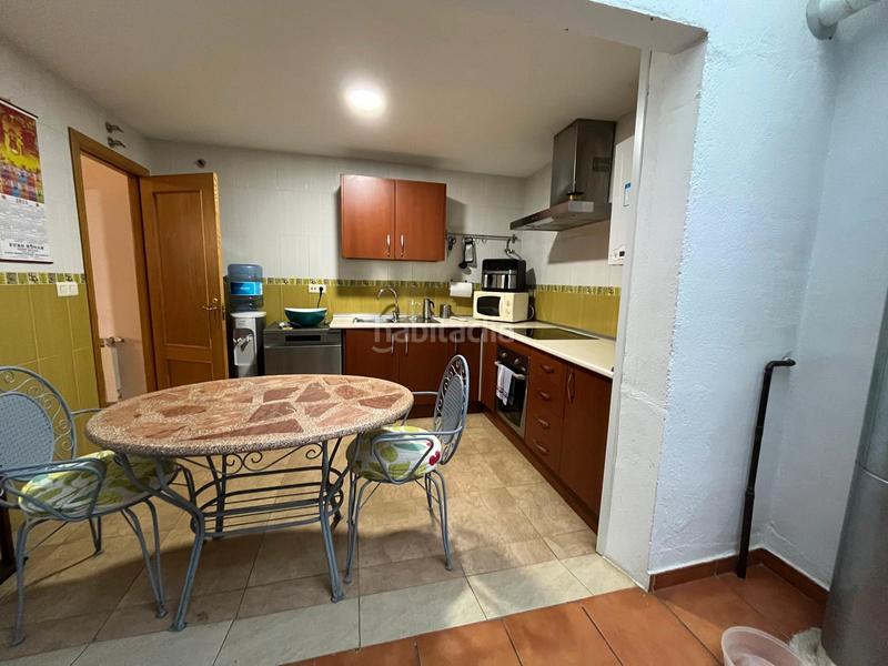 Foto 37b1530f-afab-43b2-ac8c-8df95239d1e4. Maison jumelée dans calle rodríguez marín 27 dans Tomelloso