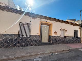 Casa  Calle claudio coello 19. Casa de planta baja en calle claudio coello en tomelloso