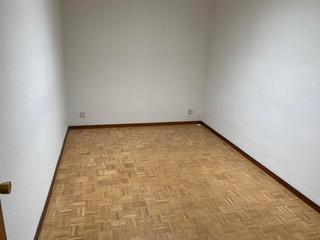 Etagenwohnung  Calle de alarcos. Piso de 3 dormitorios en pleno centro de ciudad real