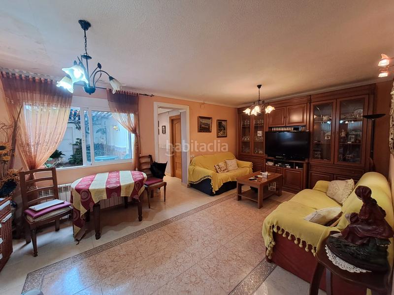 Foto 906eaff1-7889-43a5-b205-3ab9f5e904af. Casa  amplia con patio y terraza en Las Mercedes - El Carmen Puertollano