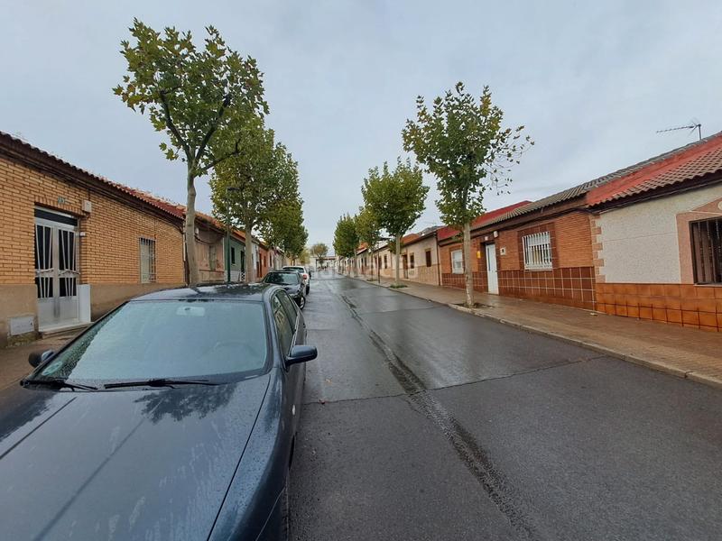 Foto f1f6ba9c-ae7c-4e02-8eec-1d293f5b1694. Casa  amplia con patio y terraza en Las Mercedes - El Carmen Puertollano