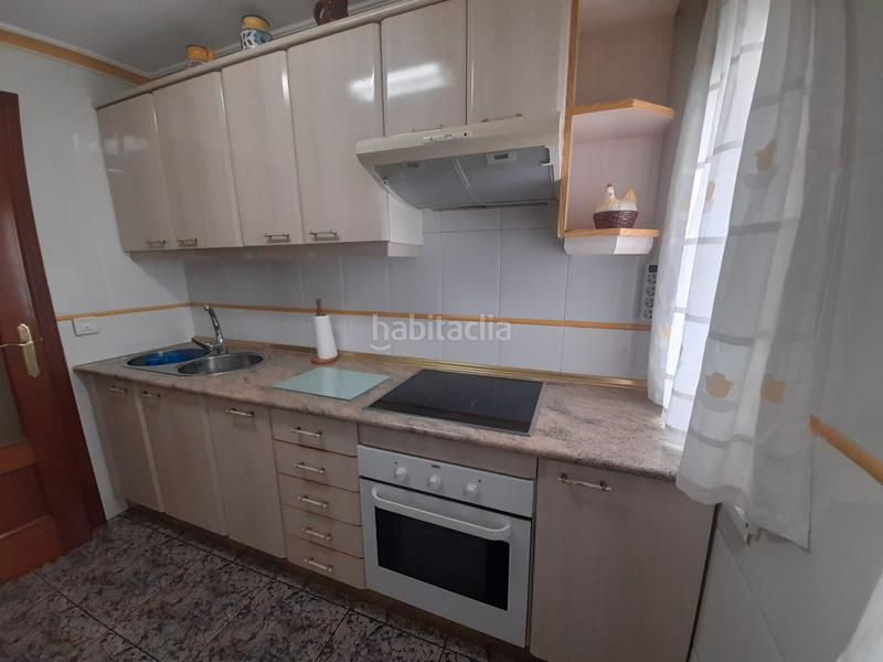 Foto 8890d379-e73f-4551-8476-979c1f77e3f4. Piso  en venta en calle pardo bazán. en El Poblado - Abulagar Puertollano