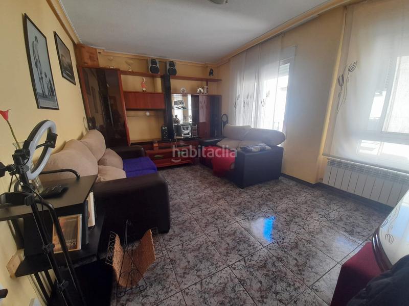 Foto bdc43a16-58fa-4650-b99f-a876c2972745. Piso  en venta en calle pardo bazán. en El Poblado - Abulagar Puertollano