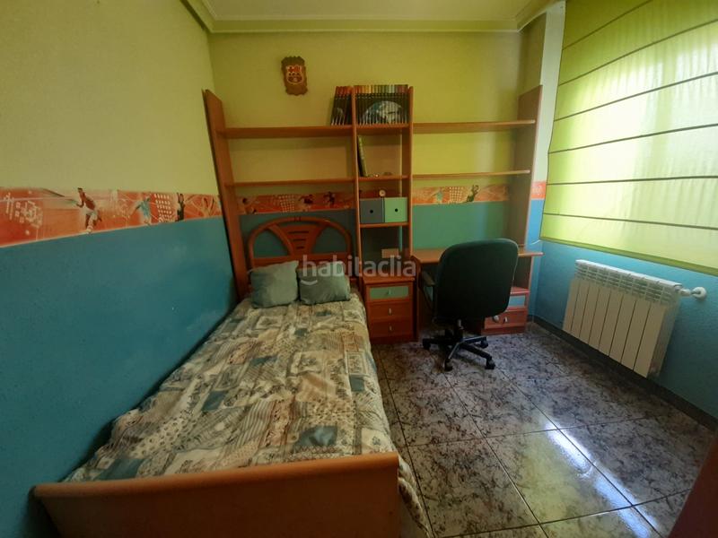 Foto ce4218b4-5d10-415b-a56a-8a1216688196. Piso  en venta en calle pardo bazán. en El Poblado - Abulagar Puertollano