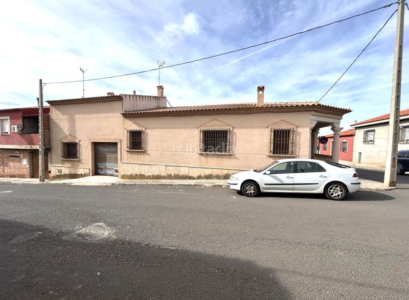 Foto a837bf0c-236d-4299-96e5-77761a73fdee. Casa a Bolaños de Calatrava