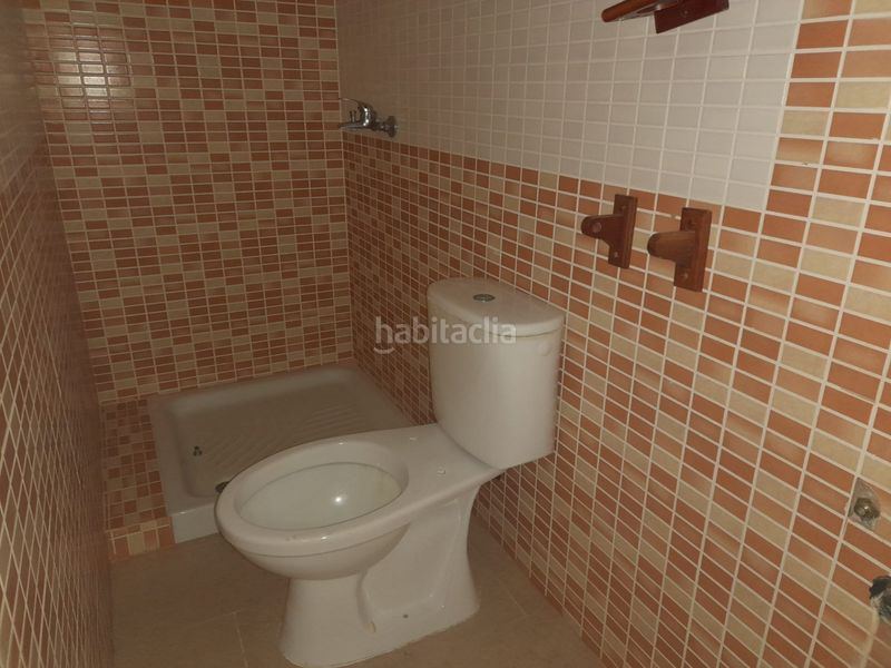 Foto 1835c6ca-f0d3-459d-8eeb-18f62efcb70d. Towny house in calle real 149 in Calzada de Calatrava