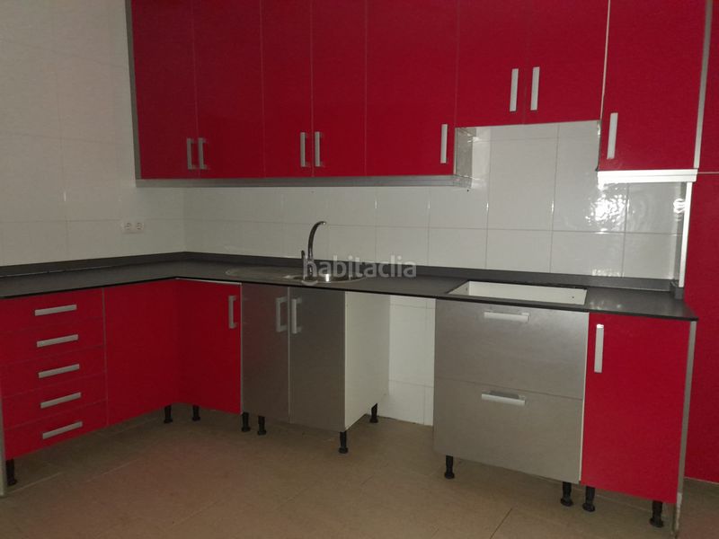 Foto 8539e23b-38a5-4008-a84d-bbeff367224d. Towny house in calle real 149 in Calzada de Calatrava