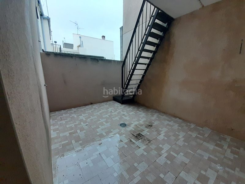 Foto ae6ec29e-53bc-4898-af92-e56469279992. Towny house in calle real 149 in Calzada de Calatrava