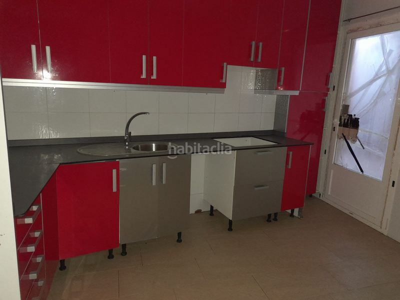 Foto b2046054-1c57-455c-8807-fd6c04d654fb. Towny house in calle real 149 in Calzada de Calatrava