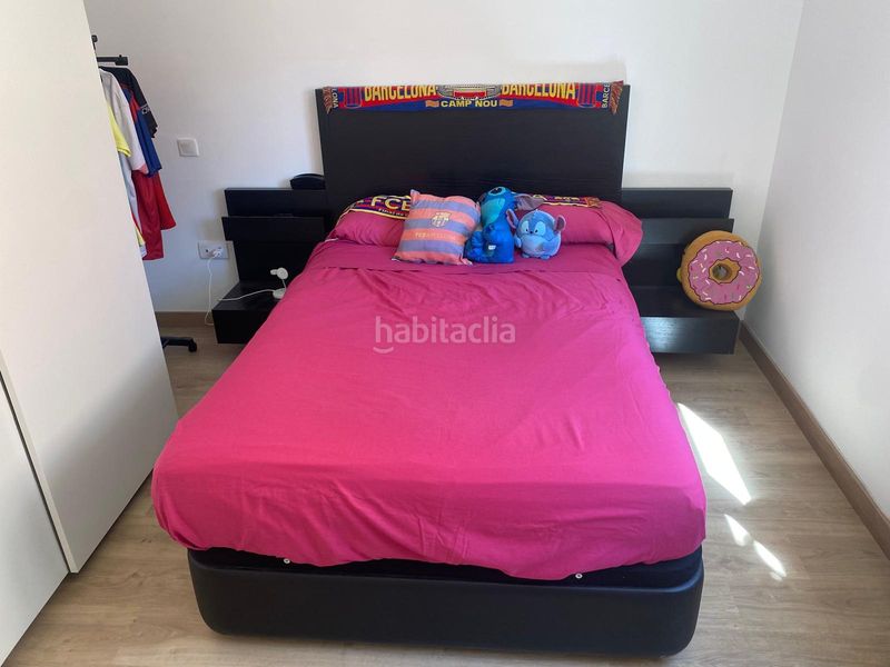 Foto 55f6a846-b55d-4f42-be98-72972e0f8ad2. Pis amb calefacció aparcament a Poblete